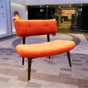 Three.js WebGPU - Sheen材质效果演示